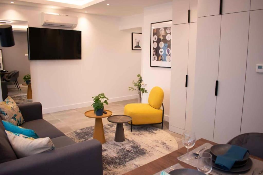 Luxury Cozy 2 Bdr Downtown Apt.2 Budapest Bagian luar foto